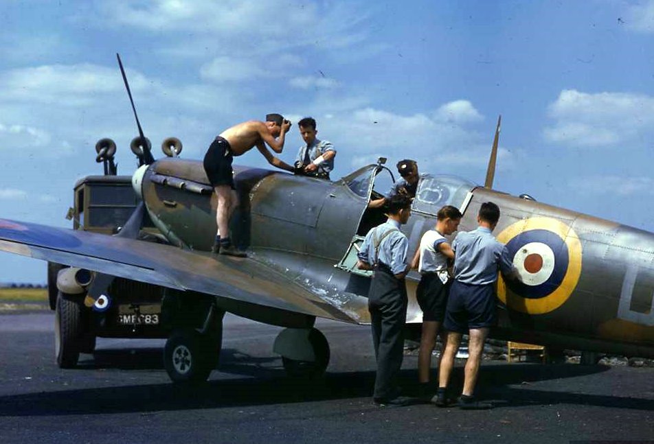 Spitfire F Mk I 4